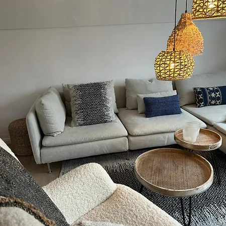 Sandbar Direkt Am Deich